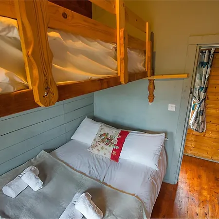 Apartament Red Robin Nest *